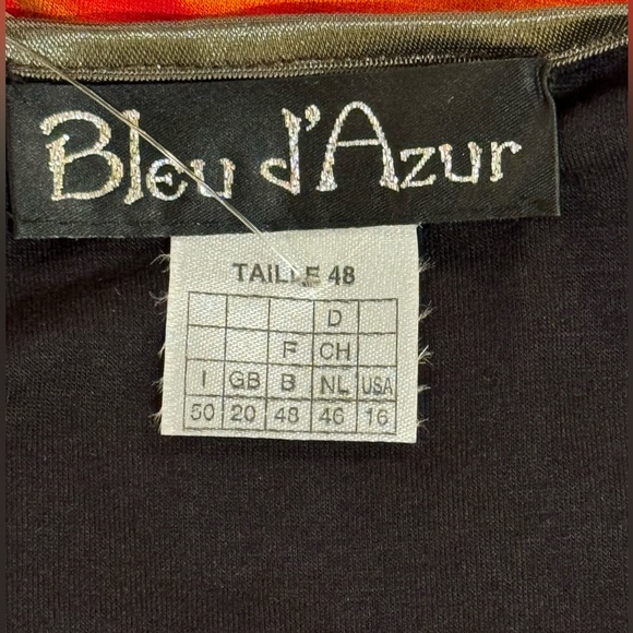 NWT Bleu d’Azur faux wrap midi dress.  Black/red floral. Large - Picture 7 of 7